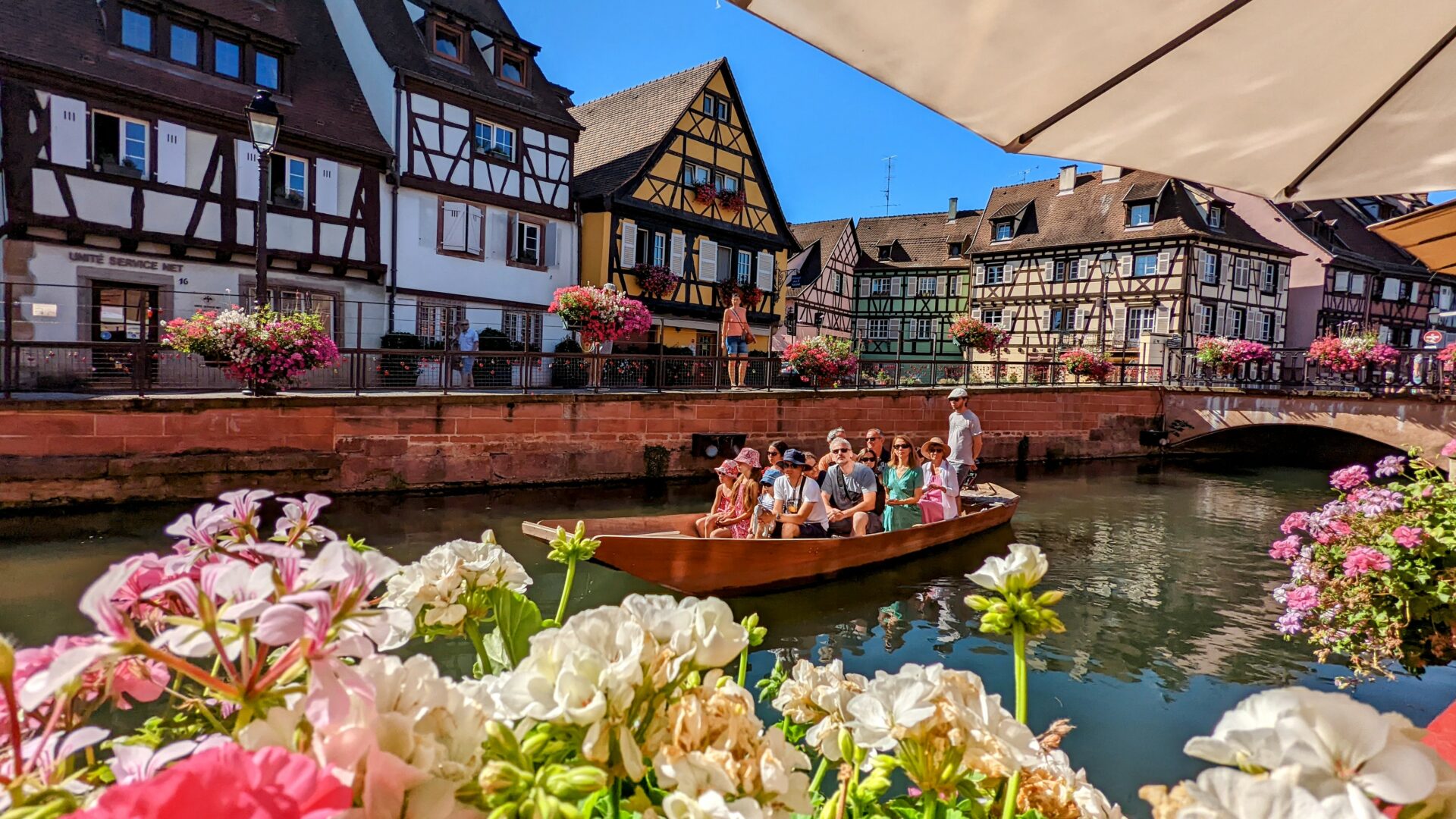 Colmar En Barque Au Fil De Leau Maison