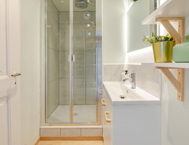 Douche - Jardin des Cigognes - Maison 1934