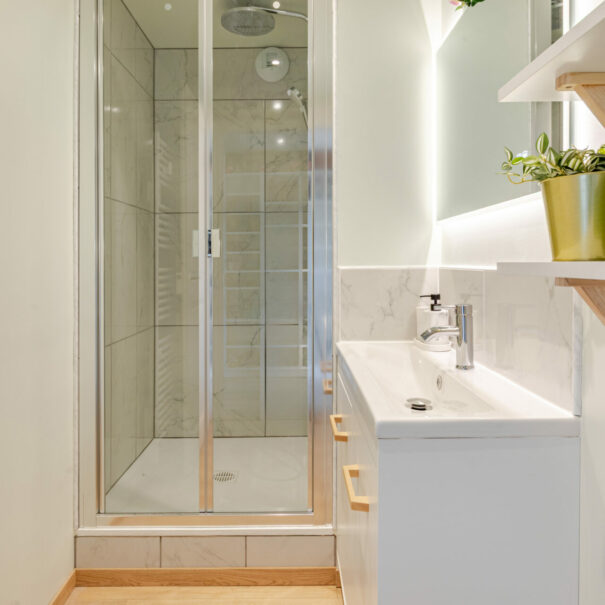 Douche - Jardin des Cigognes - Maison 1934